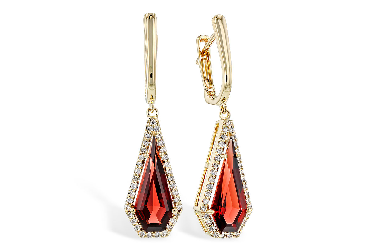C319-84491: EARR 3.16 TW GARNET 3.40 TGW