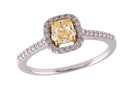 G233-49954: LDR .52 LGT FANCY YELL DIA .66 TW (EGL D14022404)