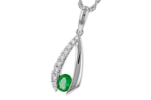 K320-79000: NECKLACE .28 EMERALD .45 TGW (5x4 EMER)