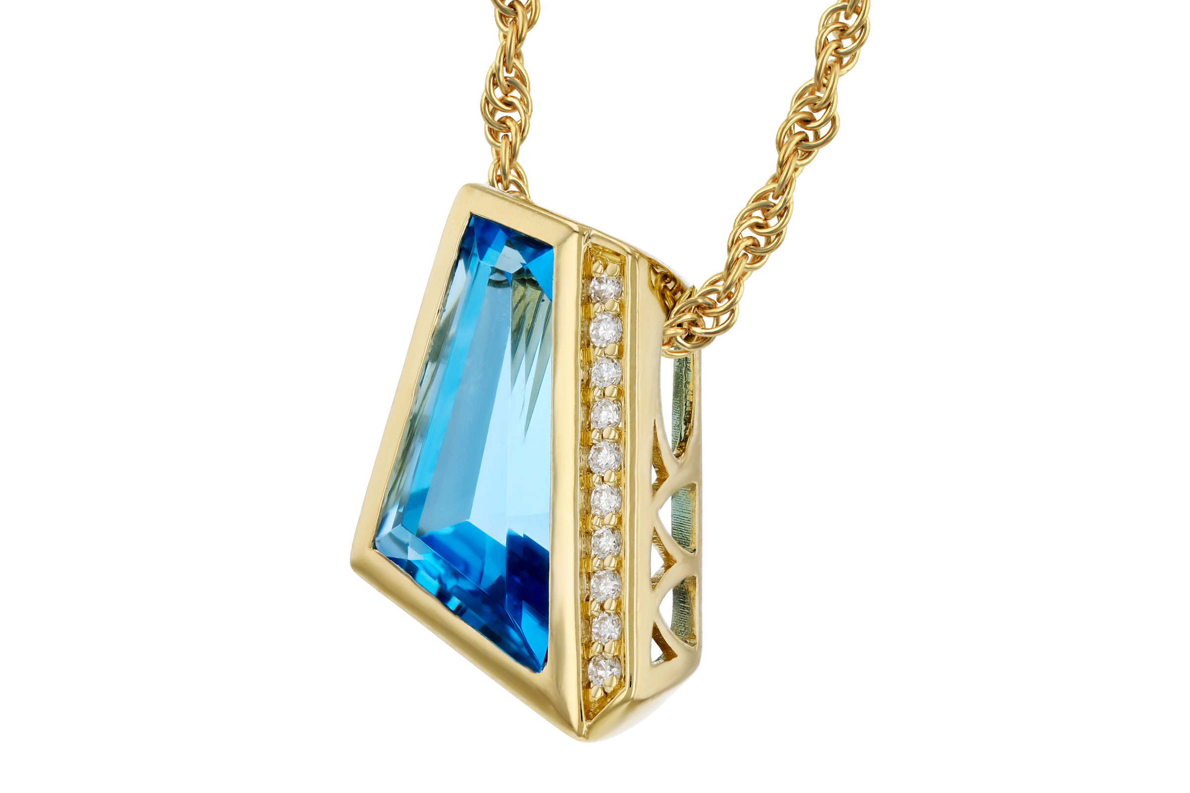 M321-66318: NECKLACE 2.42 SWISS BLUE TOPAZ 2.46 TGW